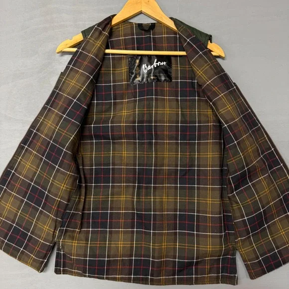 Barbour Classic Zip In Liner Vest Green Quilted Tartan Plaid A855 Size 34